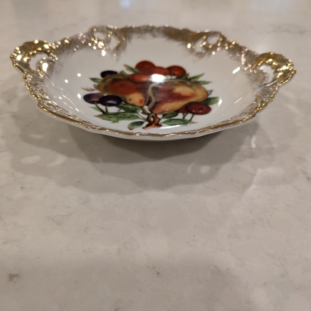 Elegant Multicolor Golg Trim Bowl 8.5" x 8"